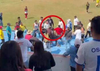 ¡Caos en la cancha! Partido de fútbol acaba en pelea