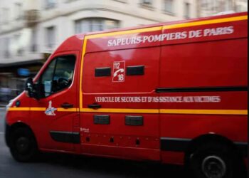 Turista estadounidense lanza a un recién nacido desde un hotel en París