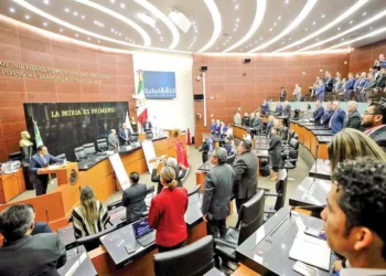 Senadores de la 4T, los mejor pagados