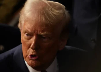 Trump amenaza a Hamás por no liberar a rehenes