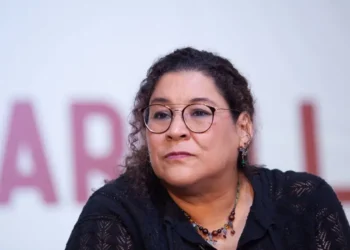 Batres impedida para conocer el amparo de Ricardo Salinas