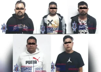 Detienen a 5 extorsionadores en Neza