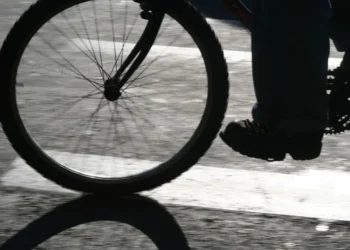 Brugada impulsa generación de energía mediante bicicletas estáticas