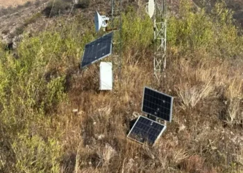 Marina desmantela antenas solares del crimen organizado