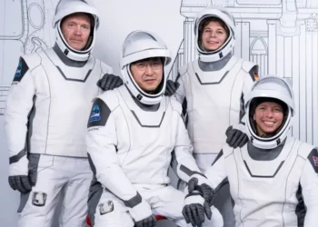 SpaceX prepara la primera misión espacial privada