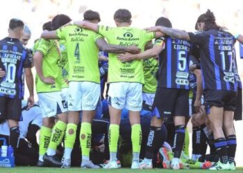 Jugador se convulsiona durante partido