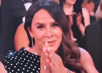 Karla Sofía responde broma de Conan O’Brien