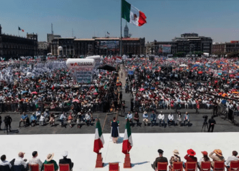 350 mil personas asistieron a la asamblea informativa de Sheinbaum