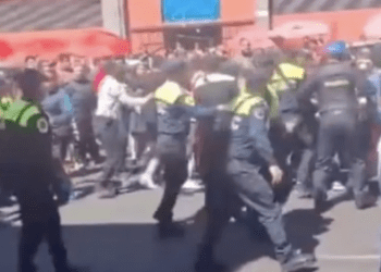 Enfrentamiento entre policías y motociclistas: mandan a 24 a corralón en Xochimilco