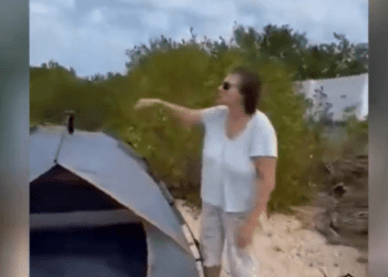 Extranjera intenta correr a lugareños de playas en Yucatán