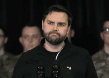 Vance acusa a Dinamarca de descuidar Groenlandia; Trump insiste en anexión