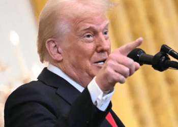 Tras ser liberada por talibanes en Afganistán, mujer agradece a Trump 