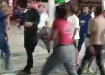 ¡Todos contra todos! Fiesta en Puebla termina en pelea campal