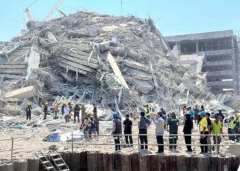 Terremoto en Myanmar y Tailandia deja muertos e impactantes imágenes