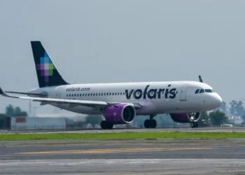 Vuelo de Volaris aterriza de emergencia