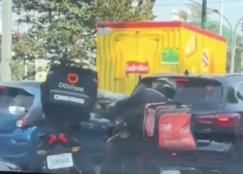 Captan pelea entre repartidores en calles de CDMX