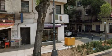 Detienen a hombre que amenazó con cuchillo a su pareja en la Cuauhtémoc, CDMX