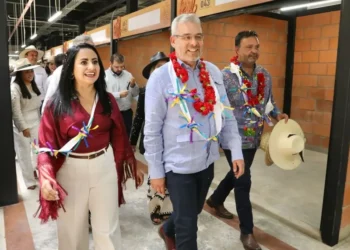 Inauguran nuevo mercado en Pátzcuaro, Michoacán