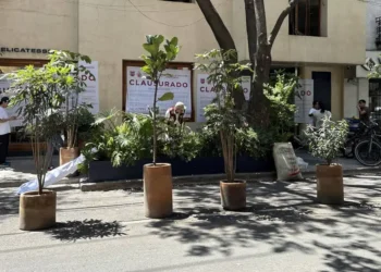 Clausuran restaurante en la colonia Hipódromo