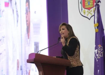 Piden a Lorena Cuéllar no defender a deudor alimentario​