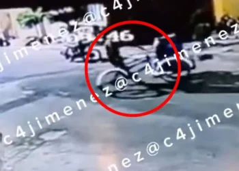 Nuevo video revela traslado de mujer en tambo en Iztapalapa