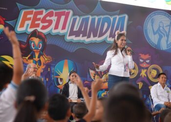 Celebra Gobierno de la Gente el Día de la Niña y el Niño