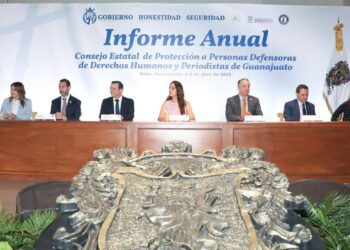 Refrenda Gobernadora acercamiento permanente con buscadoras y periodistas