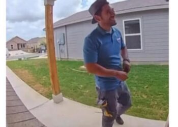 Joven llama a un electricista y resulta ser su ex