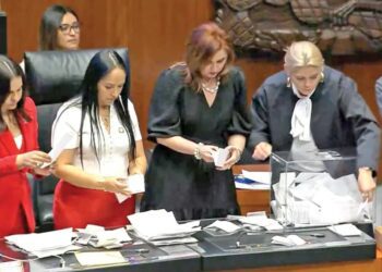 División interna derrota a Morena en su primera votación del Senado