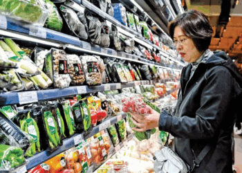 Estados Unidos advierte 245% de aranceles a China