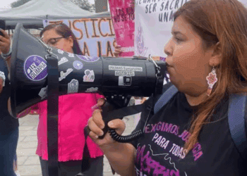 Abogado culpa a madres en caso de exentrenador acusado de abuso sexual