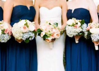 Novia elige vestidos feos para opacar a sus damas