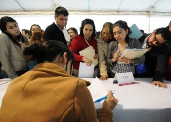 Incertidumbre entre empresarios veracruzanos ante posible reducción de jornada laboral