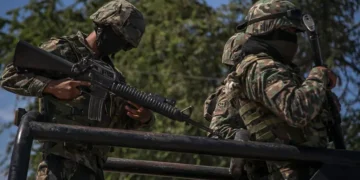 Capturan a 9 miembros de “Los Salazar”, asociados a “Los Chapitos”