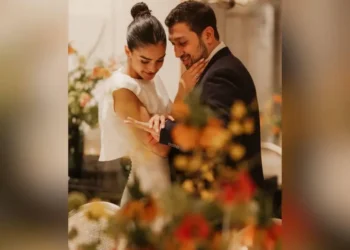 Ale Capetillo realiza ritual para evitar la lluvia en su boda