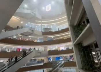 Evacúan Portal San Ángel por presencia de humo