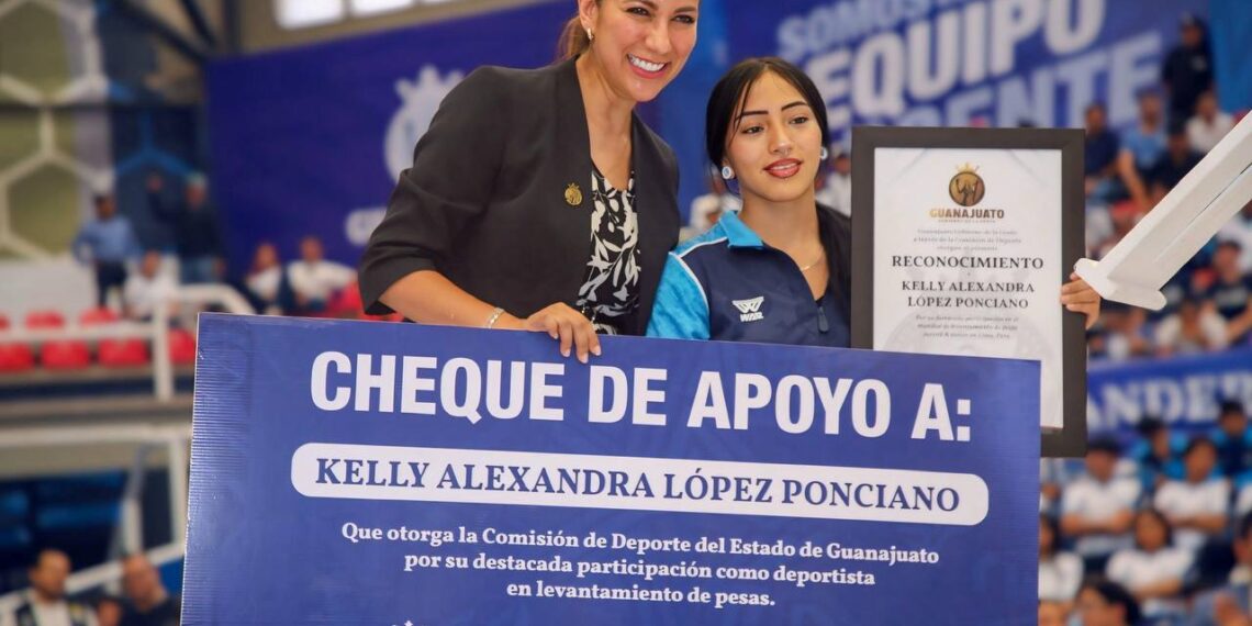 Abandera Gobernadora a la Delegación de Guanajuato que participará en los Juegos Nacionales CONADE 2025