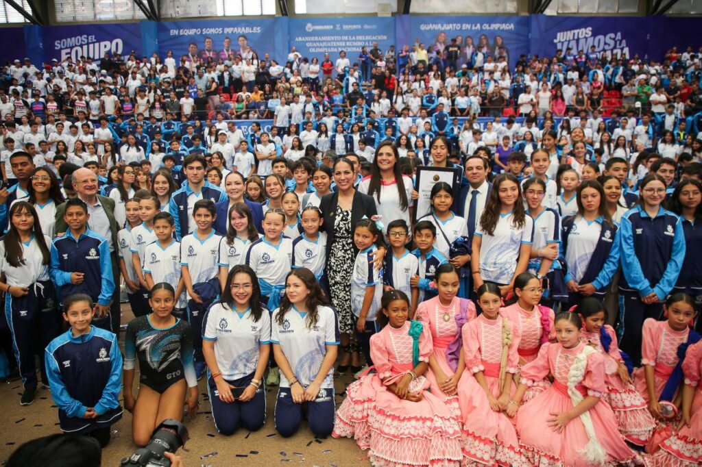 Abandera Gobernadora a la Delegación de Guanajuato que participará en los Juegos Nacionales CONADE 2025
