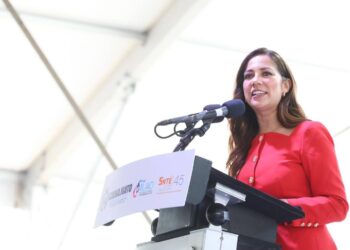 Maestras y maestros, ustedes son aliados del futuro de Guanajuato: Gobernadora