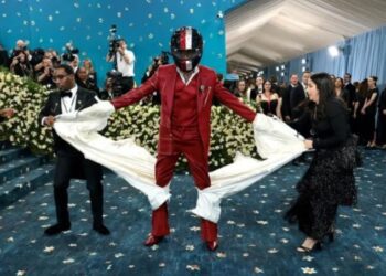 Damson Idris sorprende en la Met Gala