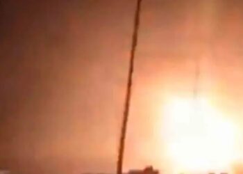 India lanza misiles en Pakistán