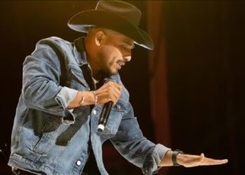 Espinoza Paz enfrenta restricciones migratorias desde hace tres años