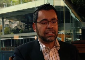 Marco Ávila presenta propuestas como candidato a juez federal en materia administrativa