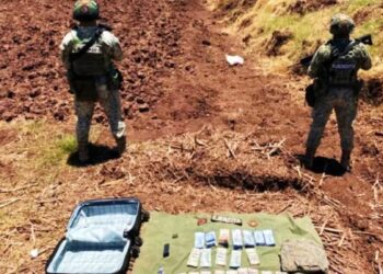 Militares aseguran maleta con más de 2 millones de pesos en Sinaloa