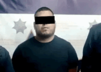 Hombre huye tras cargar gasolina y amenazar a los empleados