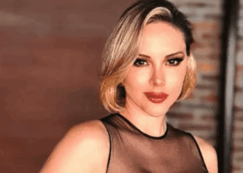 El beso inesperado de un árbitro a Miroslava Montemayor se vuelve viral