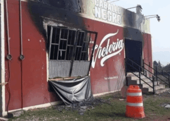 Detienen a presunto implicado en triple homicidio e incendio de bar en Hidalgo