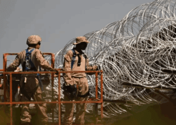 EU amplía despliegue militar en Texas para contener migración en la frontera