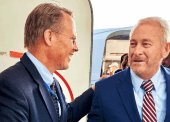 Ron Johnson inicia funciones como embajador de Estados Unidos en México