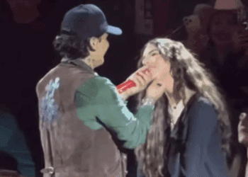 Nodal causa polémica por decir que Ángela le gustaba cuando era menor de edad